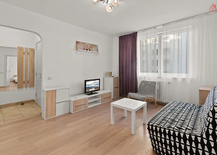 Convenient Gara De Nord Apartment