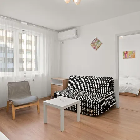 Convenient Gara De Nord Apartment Bucharest Exterior photo